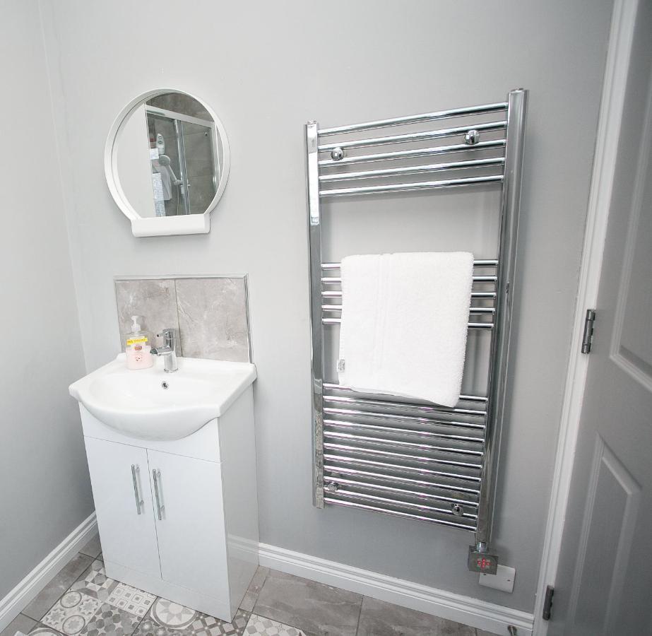 Apt3, No 2 Antrim Gardens, Portrush With Seaview 外观 照片